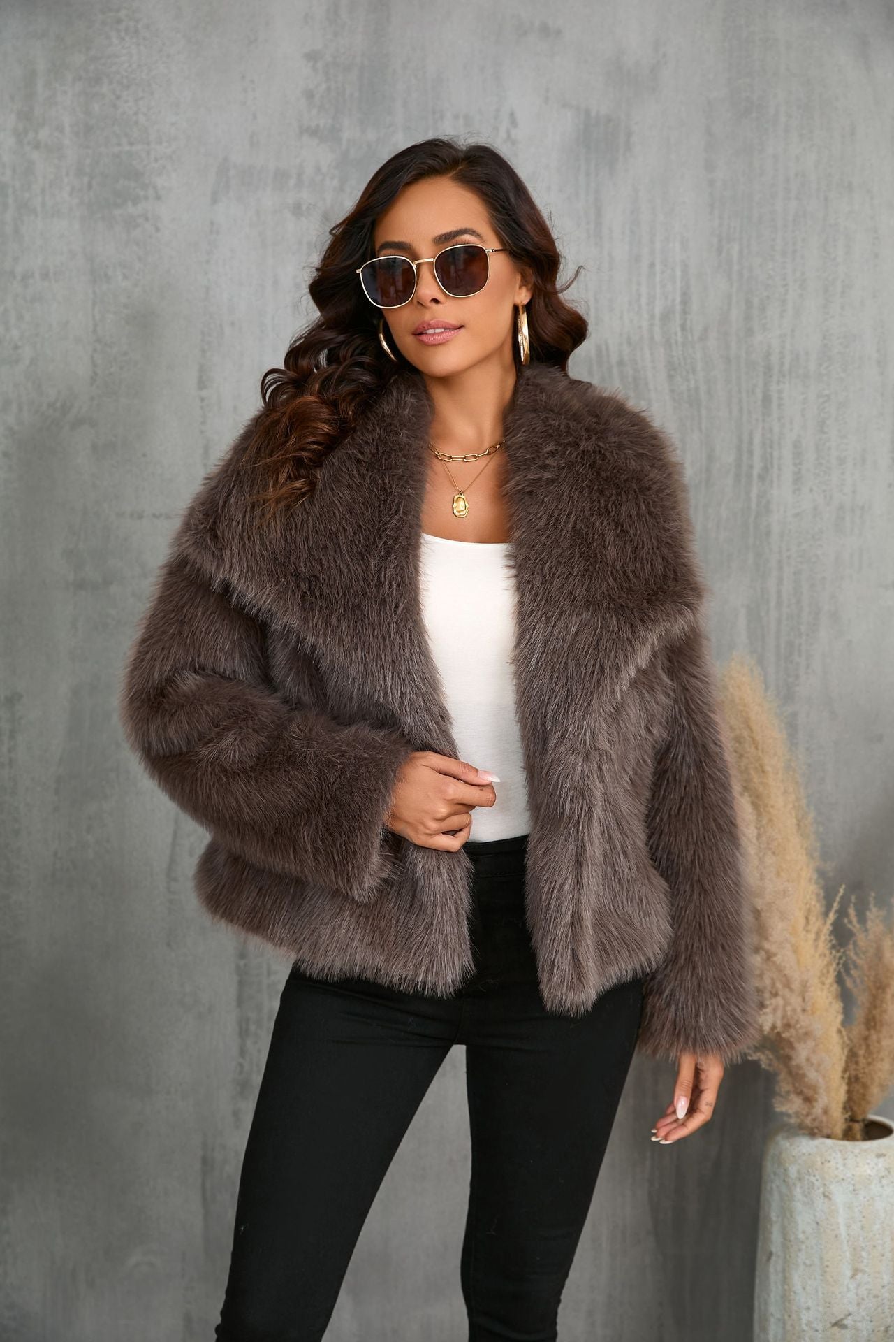 Manteau Taille Court en Fourrure - Amira Paris