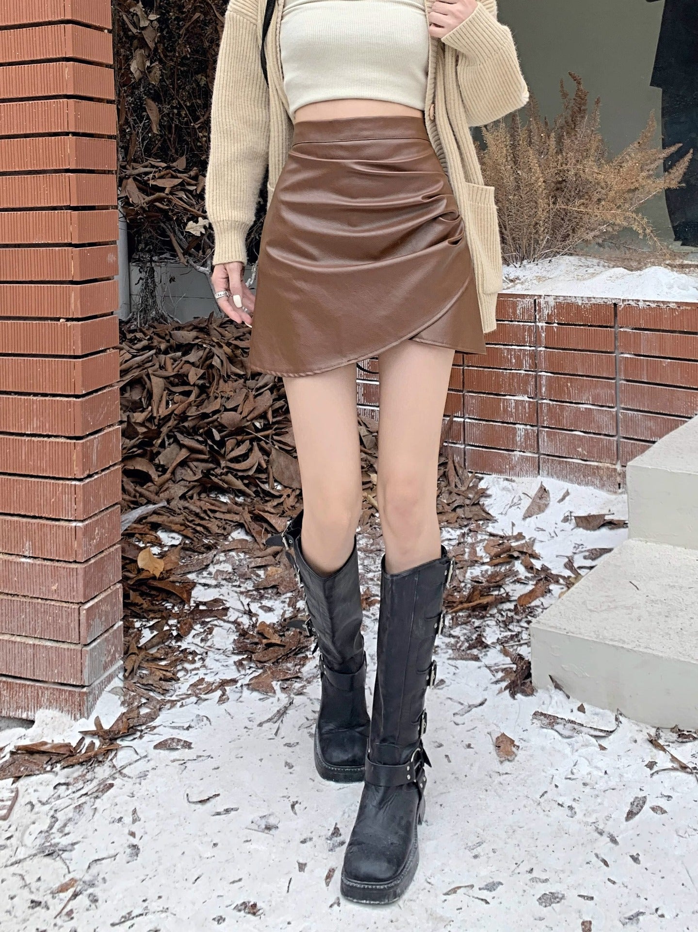 Jupe en Cuir & Taille Haute - Amira Paris