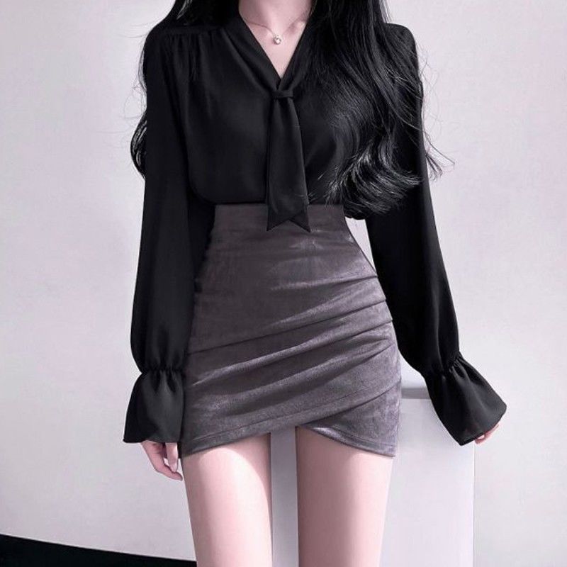 Jupe Courte Irregulière & Taille Haute - Amira Paris