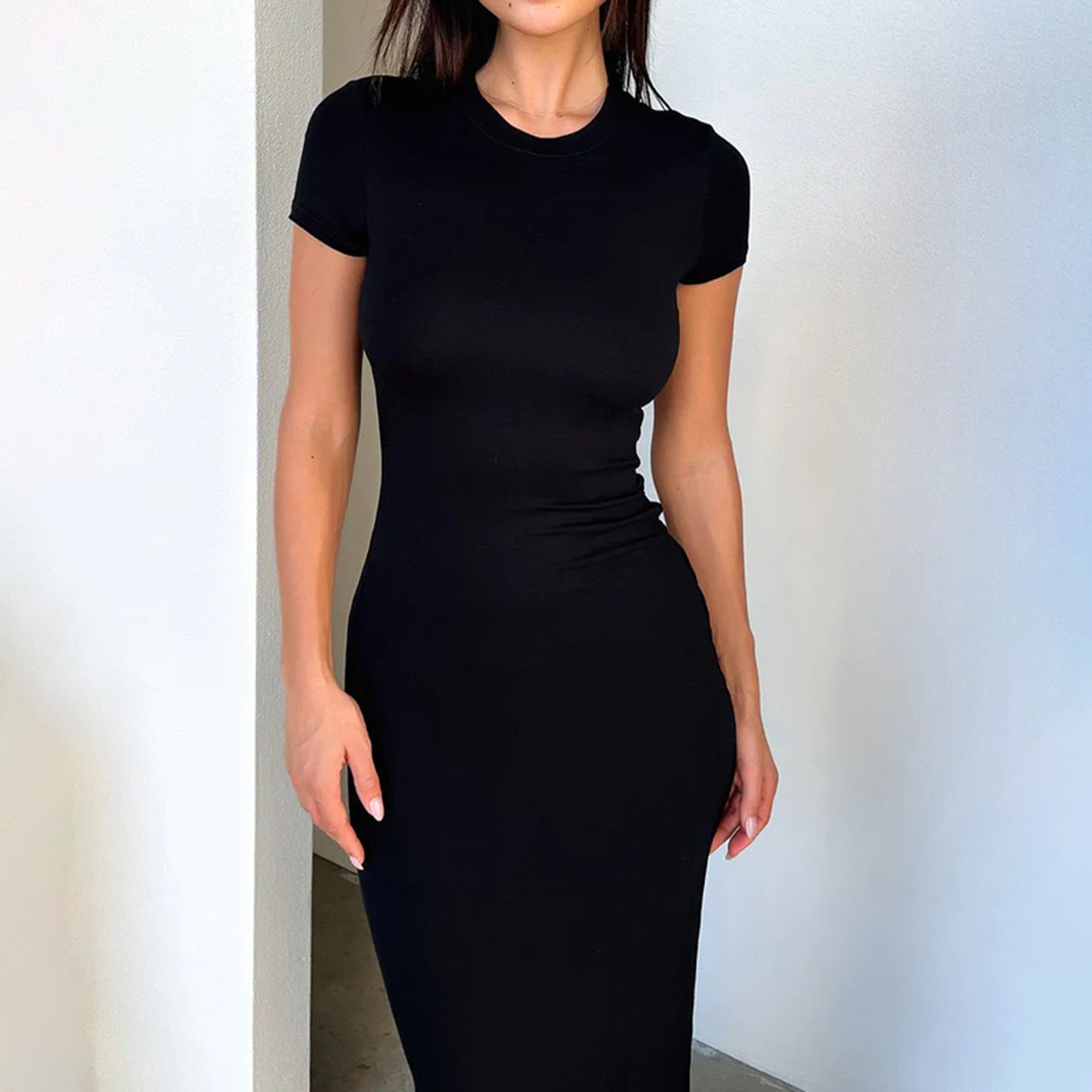Robe Slim à Manches Longues - Amira Paris