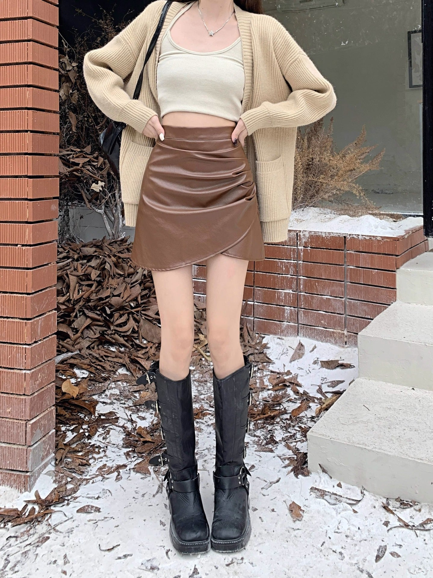 Jupe en Cuir & Taille Haute - Amira Paris